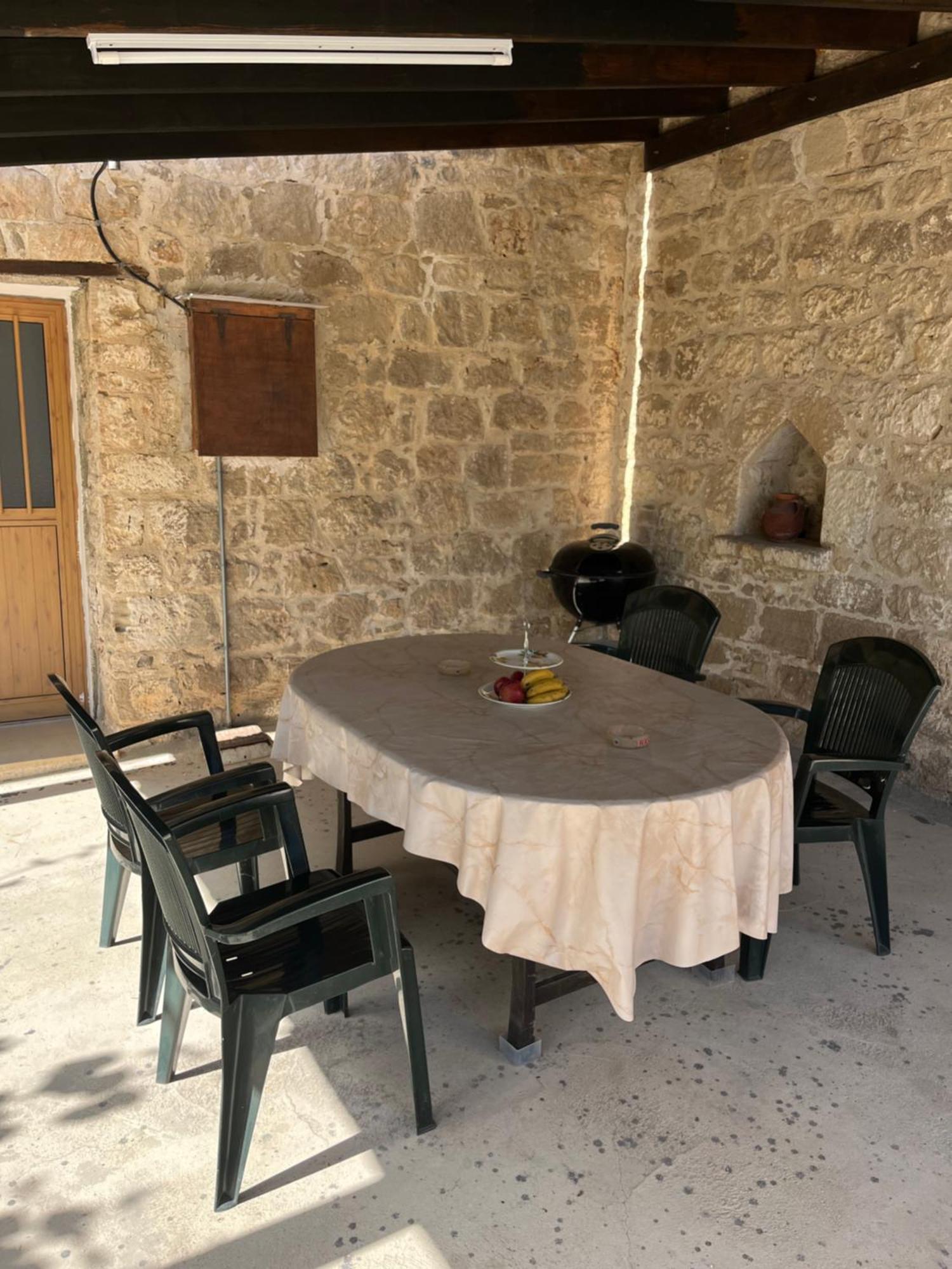 Friendly Villagehouse Paphos ภายนอก รูปภาพ